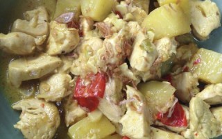 Chicken in Coconut Curry