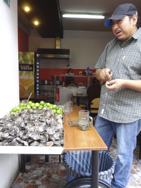 street food oysters in Quito