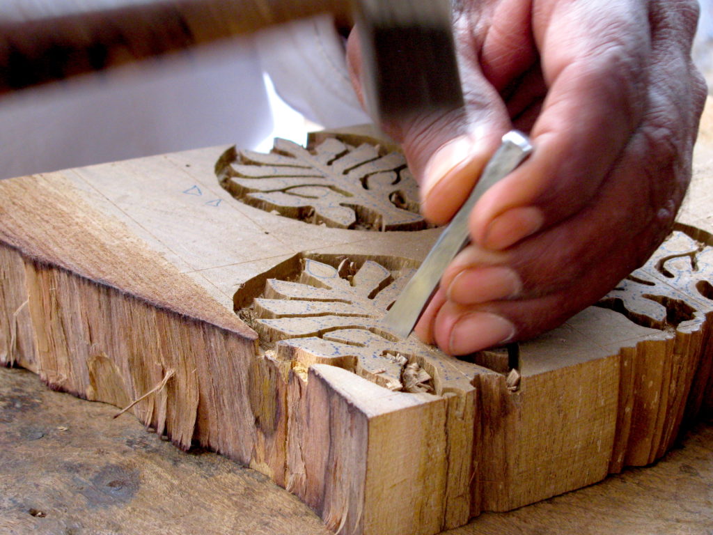 how-to-block-print-carving-wood-ichcha