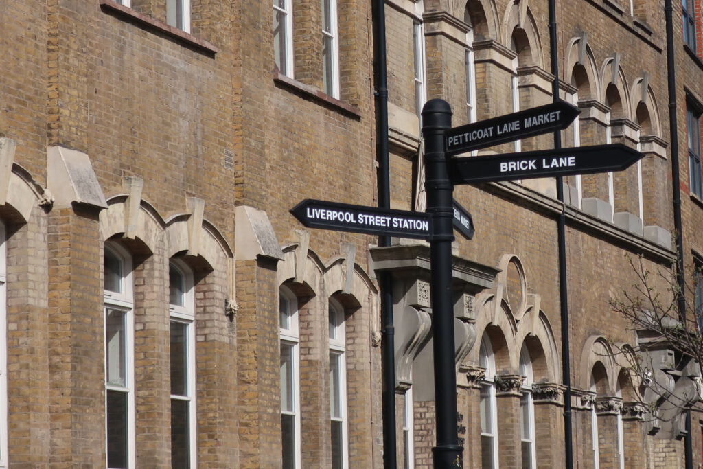 where to walk in London
