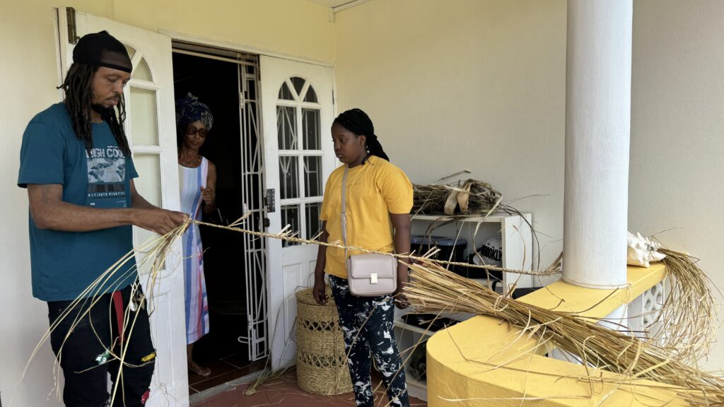 prisoners learning to work with vetiver grass